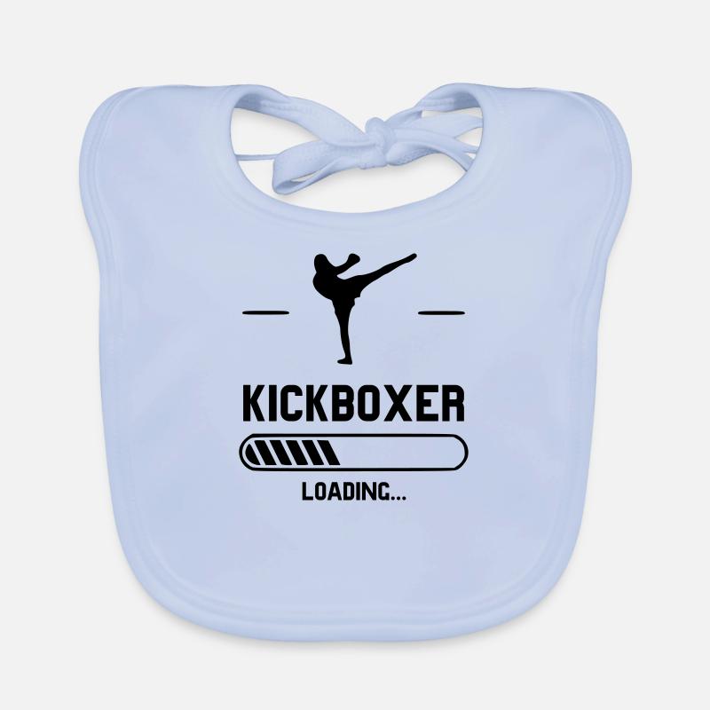 kickboxer loading Baby Bio-Lätzchen