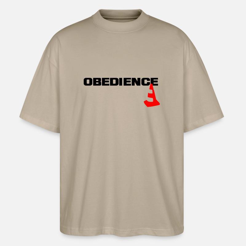 Obedience mit Pylone - Stanley/Stella Oversized Unisex Bio T-Shirt Blaster 2.0 - Steingrau