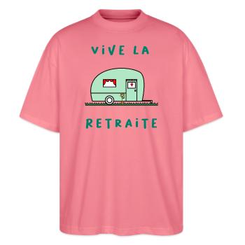RUHESTAND. FEIERTAG. RUHESTAND. PENSIONIERT. RUHESTAND. - Stanley/Stella Oversized Unisex Bio T-Shirt Blaster 2.0 - Pink  - Vorne - Alina (178cm) & Michal (187cm)