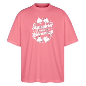 Skatspieler Aus Leidenschaft Herz Pik Kreuz Karo - Stanley/Stella Oversized Unisex Bio T-Shirt Blaster 2.0 - Pink  - Vorne - Alina (178cm) & Michal (187cm)