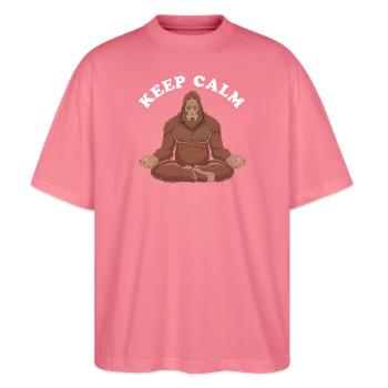 Orangutan Meditation Keep Calm - Stanley/Stella Oversized Unisex Bio T-Shirt Blaster 2.0 - Pink  - Vorne - Alina (178cm) & Michal (187cm)