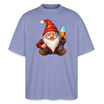 Weihnachtswichtel mit Bierglas - Stanley/Stella Oversized Unisex Bio T-Shirt Blaster 2.0 - Violett - Vorne - Alina (178cm) & Michal (187cm)