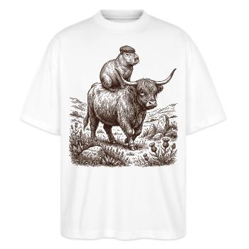 Lustiges Capybara reitet auf Highland-Kuh - Stanley/Stella Oversized Unisex Bio T-Shirt Blaster 2.0 - Weiß - Vorne - Alina (178cm) & Michal (187cm)