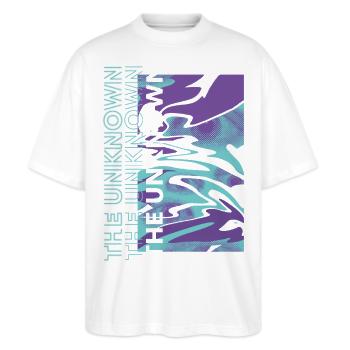 The Unknown – Digitale Verzerrung - Stanley/Stella Oversized Unisex Bio T-Shirt Blaster 2.0 - Weiß - Vorne - Alina (178cm) & Michal (187cm)