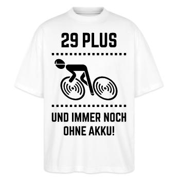 29 Plus – Immer Noch Ohne Akku! Fahrrad Rennrad B - Stanley/Stella Oversized Unisex Bio T-Shirt Blaster 2.0 - Weiß - Vorne - Alina (178cm) & Michal (187cm)