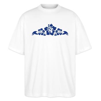 Hibiscus and Leaves - Blue - Stanley/Stella Oversized Unisex Bio T-Shirt Blaster 2.0 - Weiß - Vorne - Alina (178cm) & Michal (187cm)