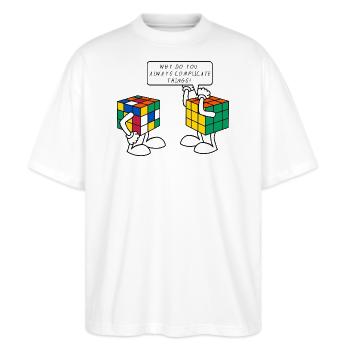 Rubik's Cube Zauberwürfel Comic - Stanley/Stella Oversized Unisex Bio T-Shirt Blaster 2.0 - Weiß - Vorne - Alina (178cm) & Michal (187cm)