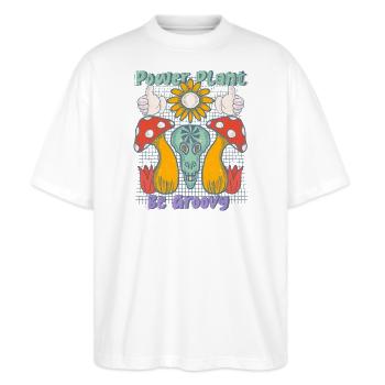 Power Plant Be Groovy - Stanley/Stella Oversized Unisex Bio T-Shirt Blaster 2.0 - Weiß - Vorne - Alina (178cm) & Michal (187cm)