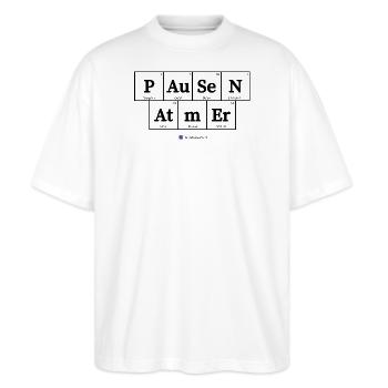 Pausen Atmer (helle Stoffe) - Stanley/Stella Oversized Unisex Bio T-Shirt Blaster 2.0 - Weiß - Vorne - Alina (178cm) & Michal (187cm)