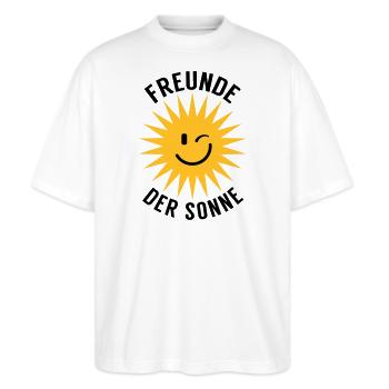 Freunde der Sonne - Stanley/Stella Oversized Unisex Bio T-Shirt Blaster 2.0 - Weiß - Vorne - Alina (178cm) & Michal (187cm)