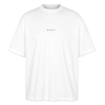 HUBBY. - CLASSIC DESIGN - Stanley/Stella Oversized Unisex Bio T-Shirt Blaster 2.0 - Weiß - Vorne - Alina (178cm) & Michal (187cm)