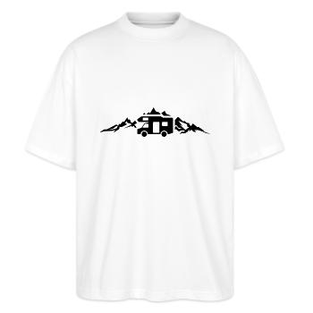 Freizeit - Wohnmobil Berge - Stanley/Stella Oversized Unisex Bio T-Shirt Blaster 2.0 - Weiß - Vorne - Alina (178cm) & Michal (187cm)