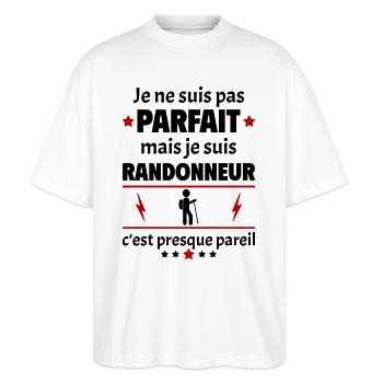 Pas parfait mais randonneur, fête des pères, noël - T-shirt bio Blaster 2.0 coupe oversize Stanley/Stella Unisexe - blanc - Devant - Alina (178cm) & Michal (187cm)