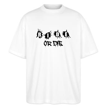 Ride or Die - Stanley/Stella Oversized Unisex Organic T-shirt Blaster 2.0 - white - Front - Alina (178cm) & Michal (187cm)