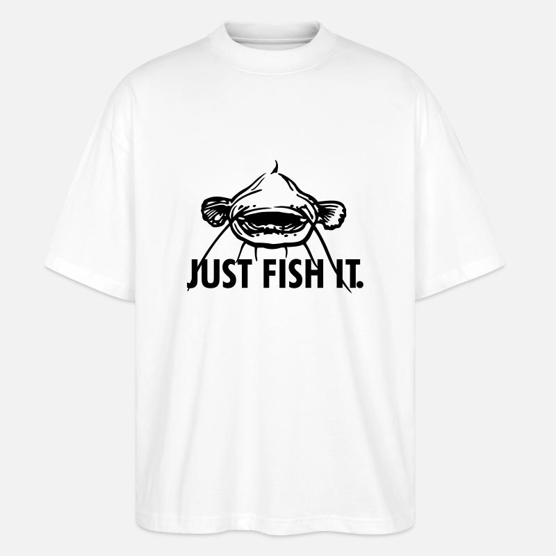 (just_fish_it_mit_wels_von_vorne) - Stanley/Stella Oversized Unisex Bio T-Shirt Blaster 2.0 - Weiß