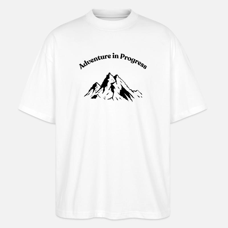 Adventure in Progress – Unterwegs - Stanley/Stella Oversized Unisex Bio T-Shirt Blaster 2.0 - Weiß