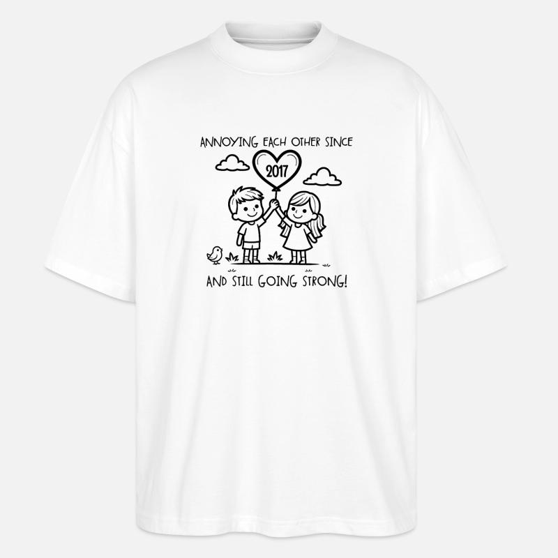 Gegenseitiges Ärgern seit 2017 Jubiläum - Stanley/Stella Oversized Unisex Bio T-Shirt Blaster 2.0 - Weiß