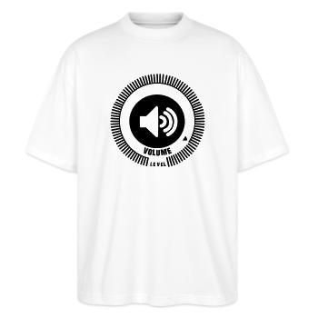 Lautstärkeregler - Stanley/Stella Oversized Unisex Bio T-Shirt Blaster 2.0 - Weiß - Vorne - Alina (178cm) & Michal (187cm)