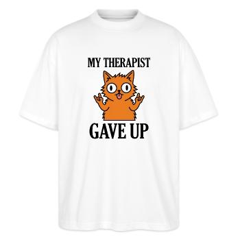 Mein Therapeut hat das lustige Katzen-Meme aufgegeben - Stanley/Stella Oversized Unisex Bio T-Shirt Blaster 2.0 - Weiß - Vorne - Alina (178cm) & Michal (187cm)