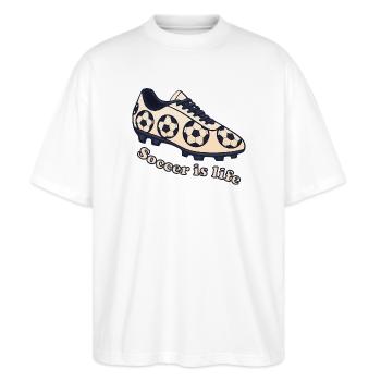 Soccer – Soccer is Life Design - Stanley/Stella Oversized Unisex Organic T-shirt Blaster 2.0 - white - Front - Alina (178cm) & Michal (187cm)