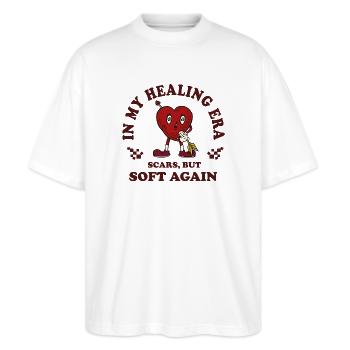 Herzheilung Era Narben Sanft - Stanley/Stella Oversized Unisex Bio T-Shirt Blaster 2.0 - Weiß - Vorne - Alina (178cm) & Michal (187cm)