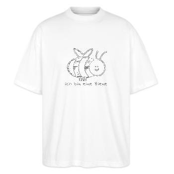 ich bin eine Bien - Stanley/Stella Oversized Unisex Bio T-Shirt Blaster 2.0 - Weiß - Vorne - Alina (178cm) & Michal (187cm)