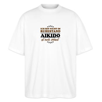 Pensionist Pensionist Aikido - Stanley/Stella Oversize Unisex Øko T-shirt Blaster 2.0 - hvid - Foran - Alina (178cm) & Michal (187cm)