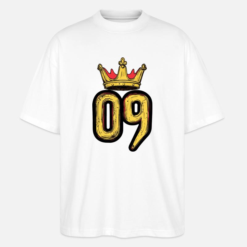 9 Zahl Krone - Stanley/Stella Oversized Unisex Bio T-Shirt Blaster 2.0 - Weiß