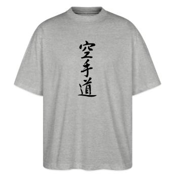 Karate - Stanley/Stella Oversized Unisex Bio T-Shirt Blaster 2.0 - Grau meliert - Vorne - Alina (178cm) & Michal (187cm)