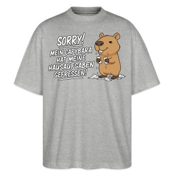 Sorry! Capybara hat meine Hausaufgaben gefressen - Stanley/Stella Oversized Unisex Bio T-Shirt Blaster 2.0 - Grau meliert - Vorne - Alina (178cm) & Michal (187cm)