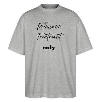 Nur Prinzessinnen-Behandlung - Stanley/Stella Oversized Unisex Bio T-Shirt Blaster 2.0 - Grau meliert - Vorne - Alina (178cm) & Michal (187cm)