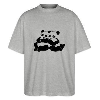 Panda - Stanley/Stella Oversized Unisex Bio T-Shirt Blaster 2.0 - Grau meliert - Vorne - Alina (178cm) & Michal (187cm)