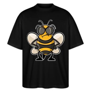 Biene - Stanley/Stella Oversized Unisex Bio T-Shirt Blaster 2.0 - Schwarz - Vorne - Alina (178cm) & Michal (187cm)