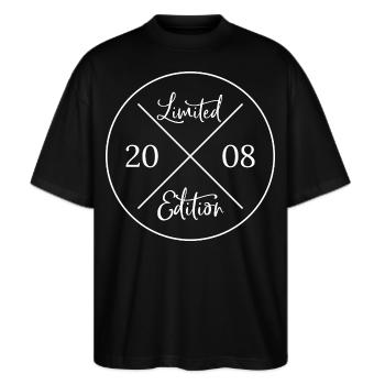 Limited edition 2008 - Geschenk 18. Geburtstag - Stanley/Stella Oversized Unisex Bio T-Shirt Blaster 2.0 - Schwarz - Vorne - Alina (178cm) & Michal (187cm)