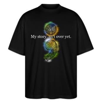 Zentangle-Semikolon - Stanley/Stella Oversized Unisex Bio T-Shirt Blaster 2.0 - Schwarz - Vorne - Alina (178cm) & Michal (187cm)