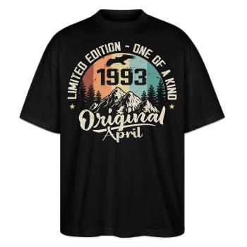Geburtstagsgeschenk April 1993 April 1993 - Stanley/Stella Oversized Unisex Bio T-Shirt Blaster 2.0 - Schwarz - Vorne - Alina (178cm) & Michal (187cm)