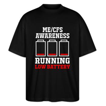 ME CFS - Stanley/Stella Oversized Unisex Bio T-Shirt Blaster 2.0 - Schwarz - Vorne - Alina (178cm) & Michal (187cm)