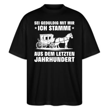 Ich stamme aus dem letzten Jahrhundert - Millanial - Stanley/Stella Oversized Unisex Bio T-Shirt Blaster 2.0 - Schwarz - Vorne - Alina (178cm) & Michal (187cm)