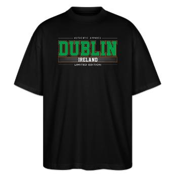 Dublin - Stanley/Stella Oversized Unisex Bio T-Shirt Blaster 2.0 - Schwarz - Vorne - Alina (178cm) & Michal (187cm)