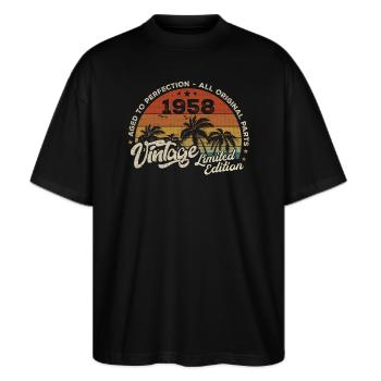 Vintage 1958 Geburtstag Retro 1958 - Stanley/Stella Oversized Unisex Bio T-Shirt Blaster 2.0 - Schwarz - Vorne - Alina (178cm) & Michal (187cm)