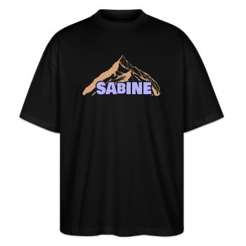 Geschenk für Sabine - Stanley/Stella Oversized Unisex Bio T-Shirt Blaster 2.0 - Schwarz - Vorne - Alina (178cm) & Michal (187cm)