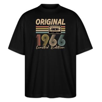 60. Geburtstag, 60 Jahre - Stanley/Stella Oversized Unisex Bio T-Shirt Blaster 2.0 - Schwarz - Vorne - Alina (178cm) & Michal (187cm)