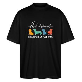 Dackel Persönlichieit auf vier Pfoten - Stanley/Stella Oversized Unisex Bio T-Shirt Blaster 2.0 - Schwarz - Vorne - Alina (178cm) & Michal (187cm)