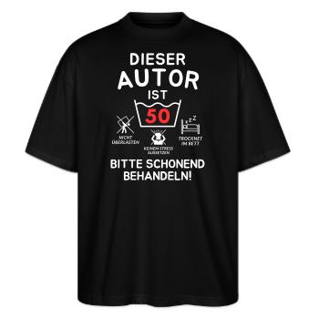 Dieser Autor ist 50. Schonend behandeln - Stanley/Stella Oversized Unisex Bio T-Shirt Blaster 2.0 - Schwarz - Vorne - Alina (178cm) & Michal (187cm)