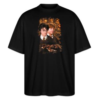 Harry Potter Ugly Christmas Harry & Ron - Stanley/Stella Oversized Unisex Bio T-Shirt Blaster 2.0 - Schwarz - Vorne - Alina (178cm) & Michal (187cm)