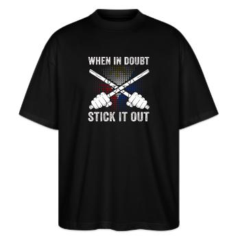 Arnis Eskrima Kali Philippinische FMA - Stanley/Stella Oversized Unisex Bio T-Shirt Blaster 2.0 - Schwarz - Vorne - Alina (178cm) & Michal (187cm)