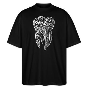 Ornament Zahn - Stanley/Stella Oversized Unisex Bio T-Shirt Blaster 2.0 - Schwarz - Vorne - Alina (178cm) & Michal (187cm)
