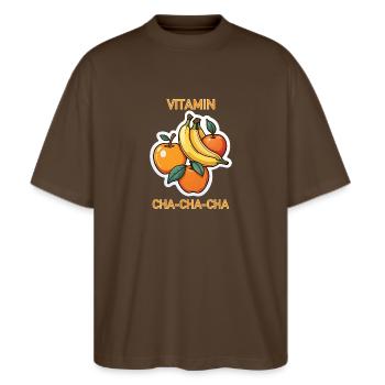 Vitamin Cha-Cha-Cha Obst-Shirt - Stanley/Stella Oversized Unisex Bio T-Shirt Blaster 2.0 - Dunkelbraun - Vorne - Alina (178cm) & Michal (187cm)