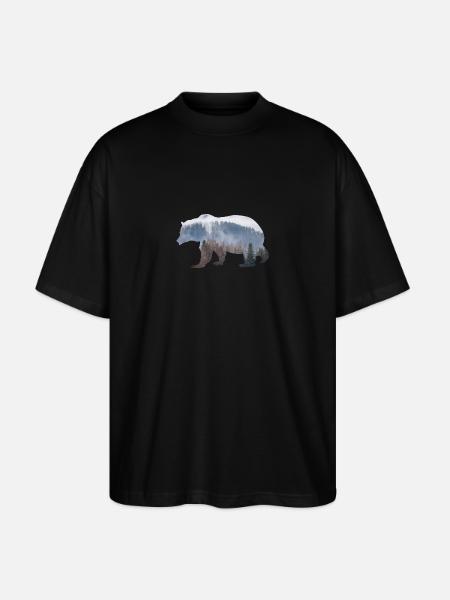 Bär mit Wald - Stanley/Stella Oversized Unisex Bio T-Shirt Blaster 2.0 - Schwarz