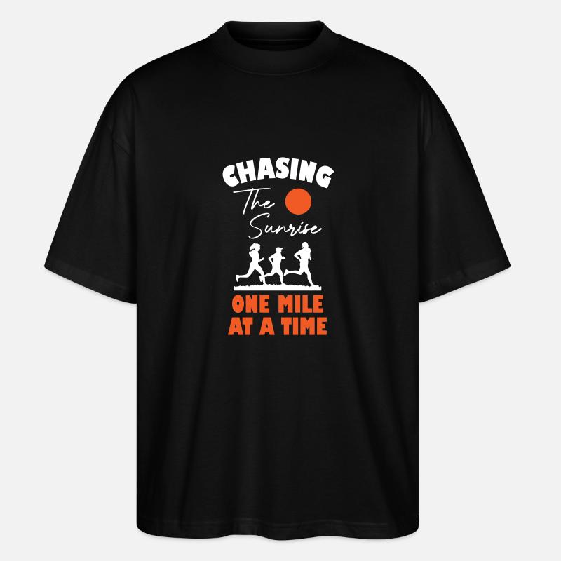 Running Chasing The Sunrise - Stanley/Stella Oversized Unisex Bio T-Shirt Blaster 2.0 - Schwarz
